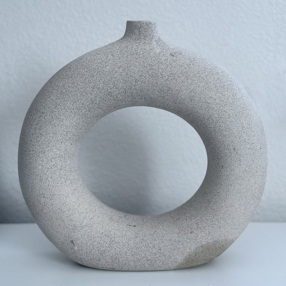 Minimalist Vase Ceramic Home Décor Modern Round Hollow Donuts Flower Table 12"